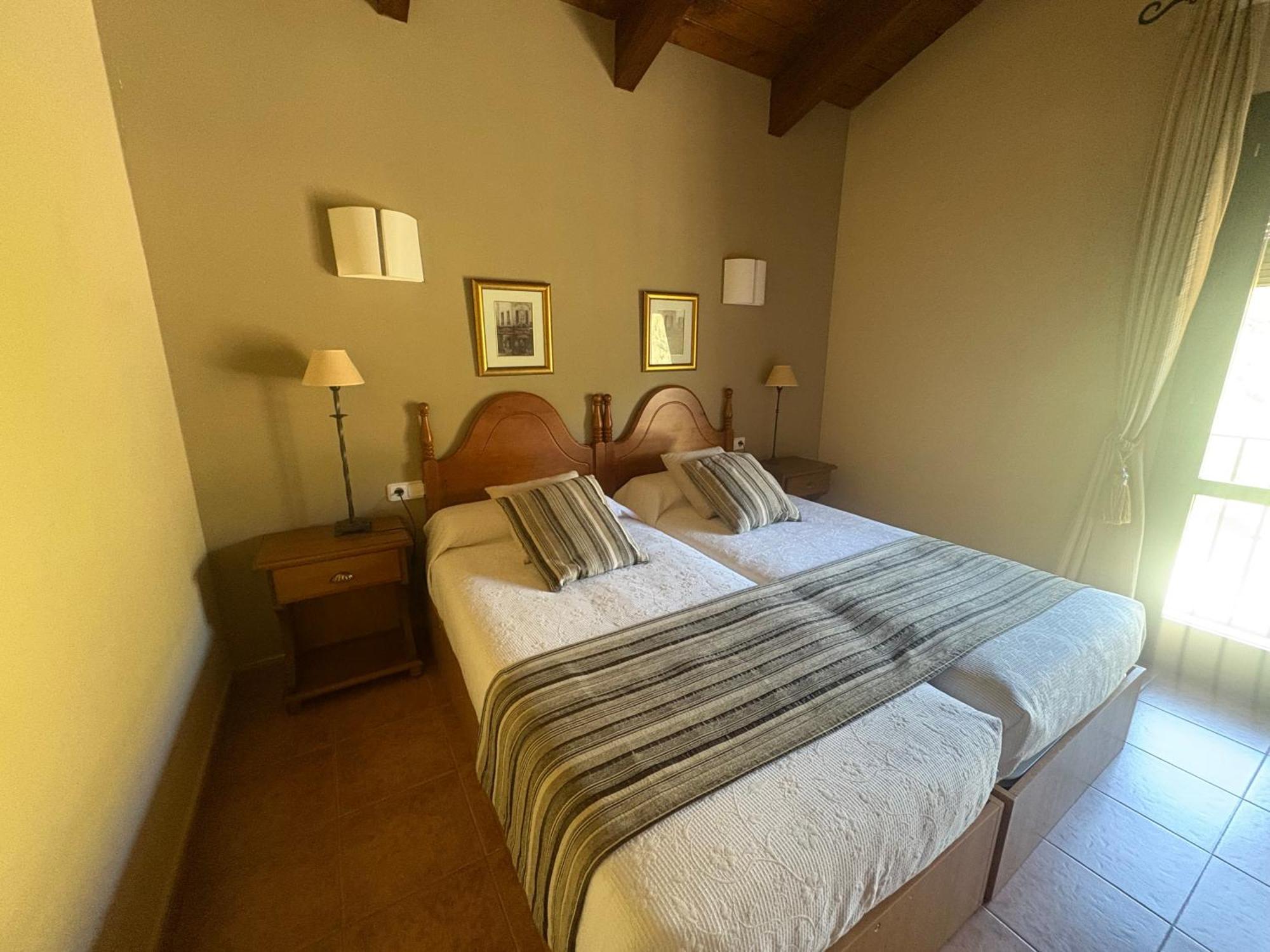 Las Almunias Hotel Guara Inluka חדר תמונה