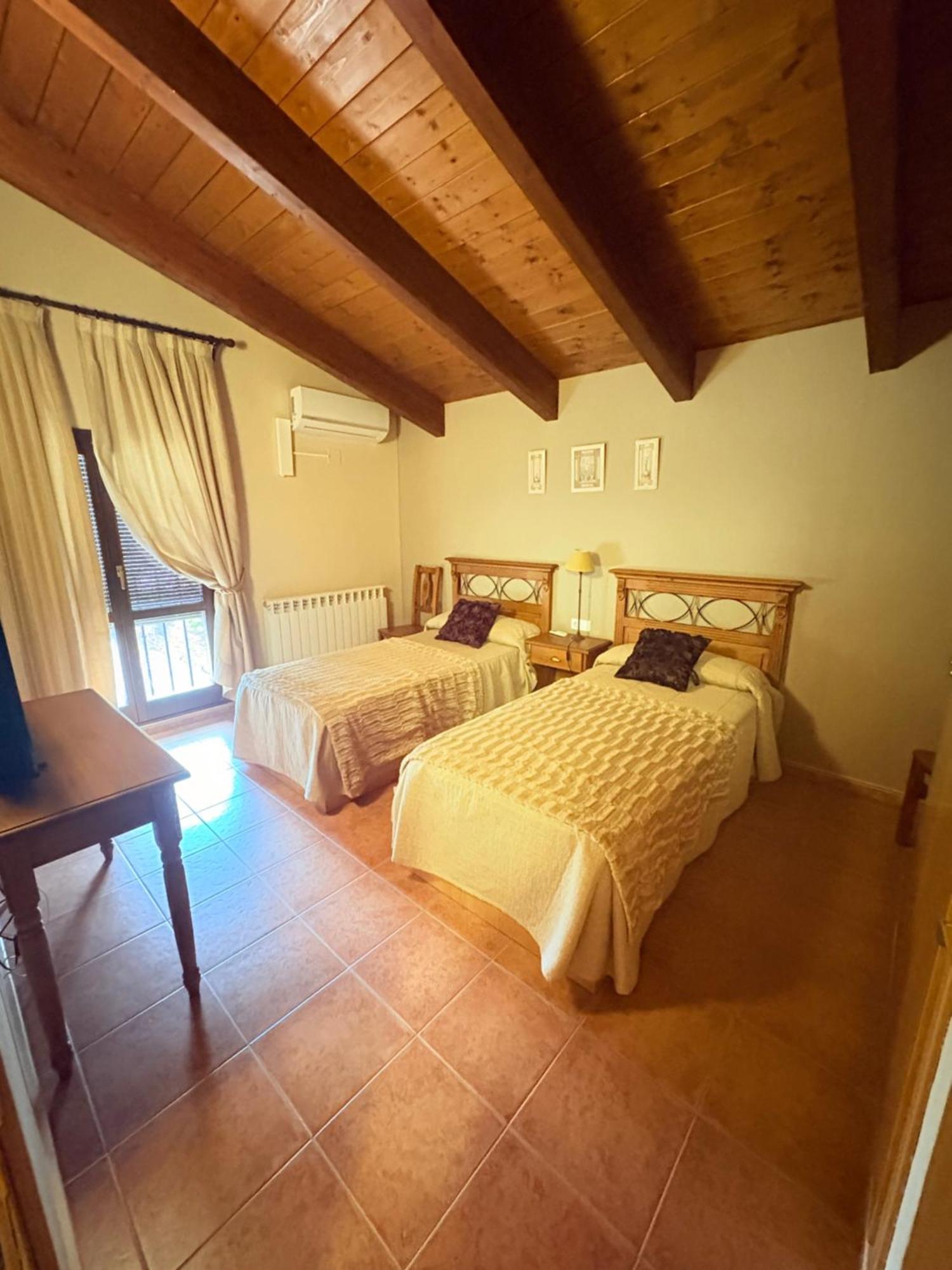 Las Almunias Hotel Guara Inluka חדר תמונה