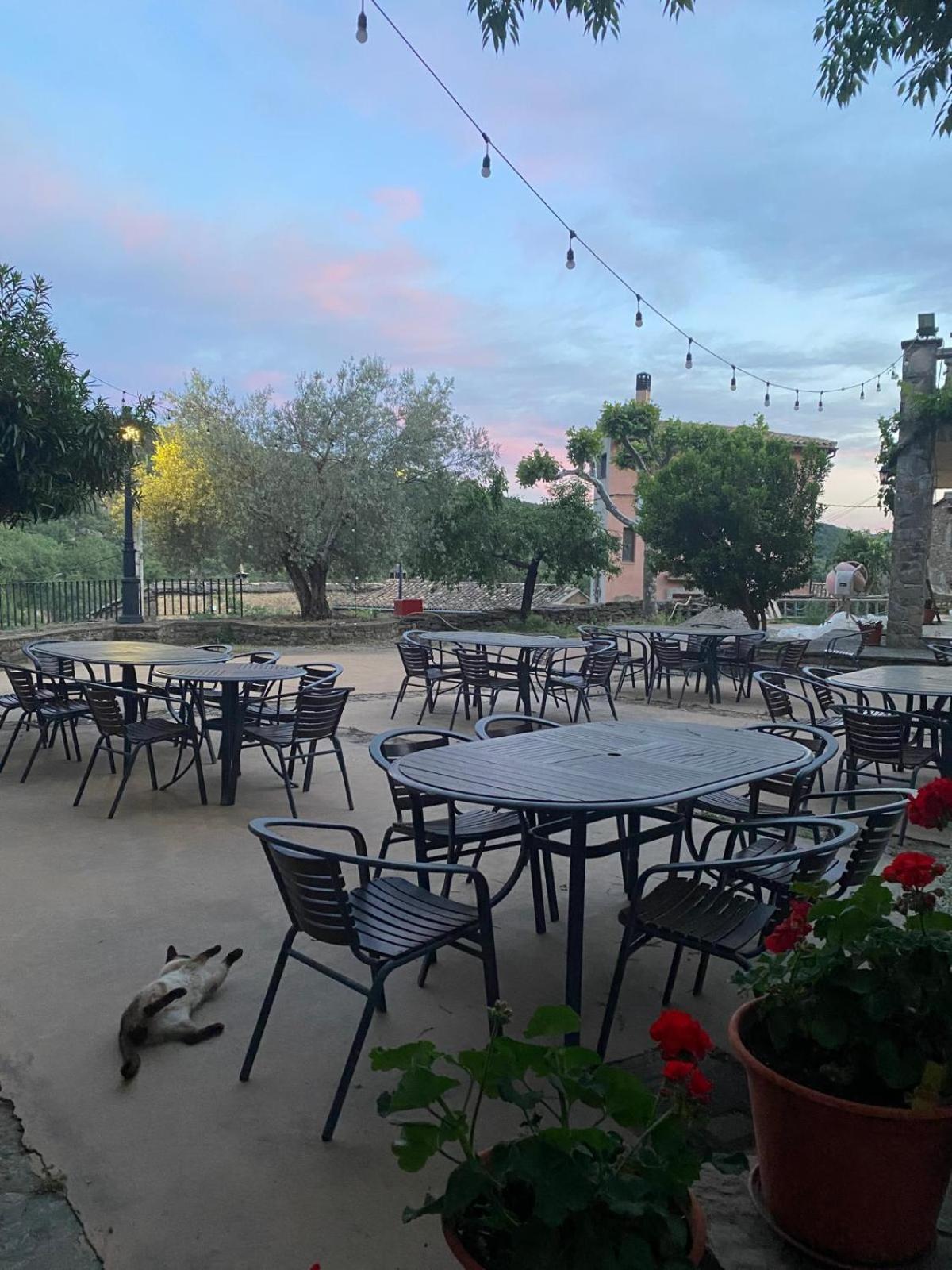 Las Almunias Hotel Guara Inluka מראה חיצוני תמונה