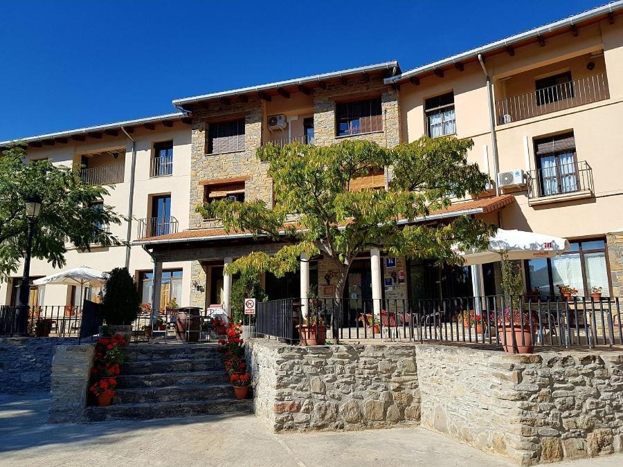 Las Almunias Hotel Guara Inluka מראה חיצוני תמונה